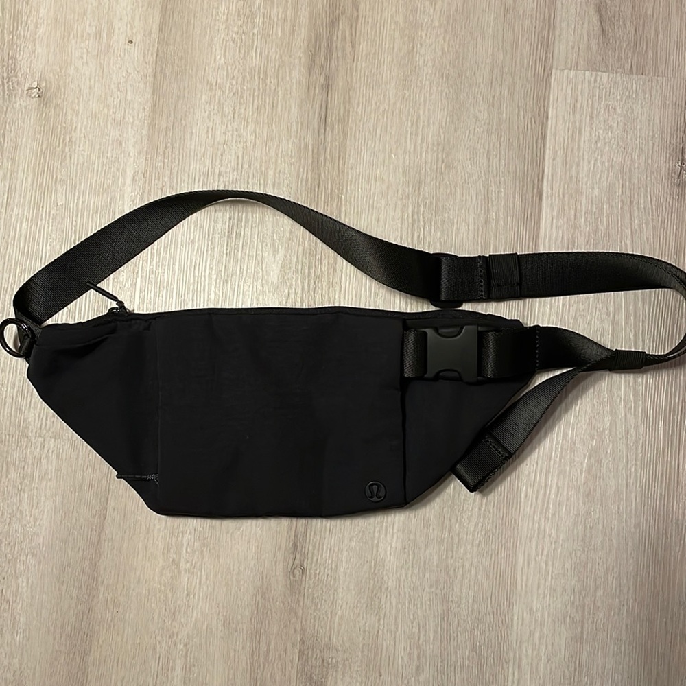 lululemon Black Crossbody